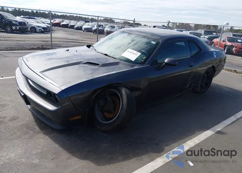 2013 Dodge Challenger Sxt z USA, uszkodzony, nr VIN 2C3CDYAG5DH607190